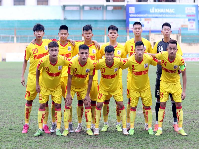 Câu lạc bộ bóng đá U-19 Sông Lam Nghệ An là một đội bóng trẻ thuộc hệ thống đào tạo của CLB Sông Lam Nghệ An Câu lạc bộ bóng đá U-19 Sông Lam Nghệ An là một đội bóng trẻ thuộc hệ thống đào tạo của CLB Sông Lam Nghệ An
